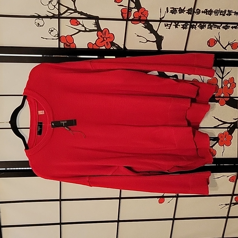 Tahari red sweater xl